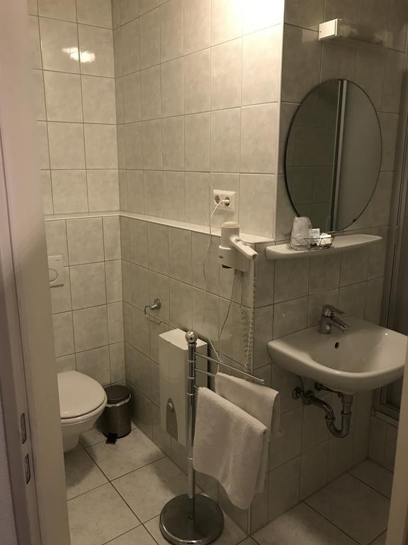 Hotel Junkerhaus Bad Salzuflen Rum bild