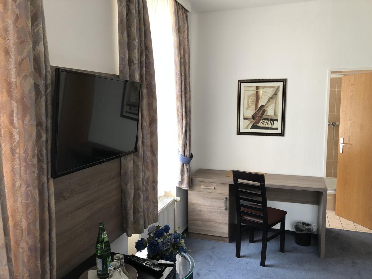 Hotel Junkerhaus Bad Salzuflen Exteriör bild